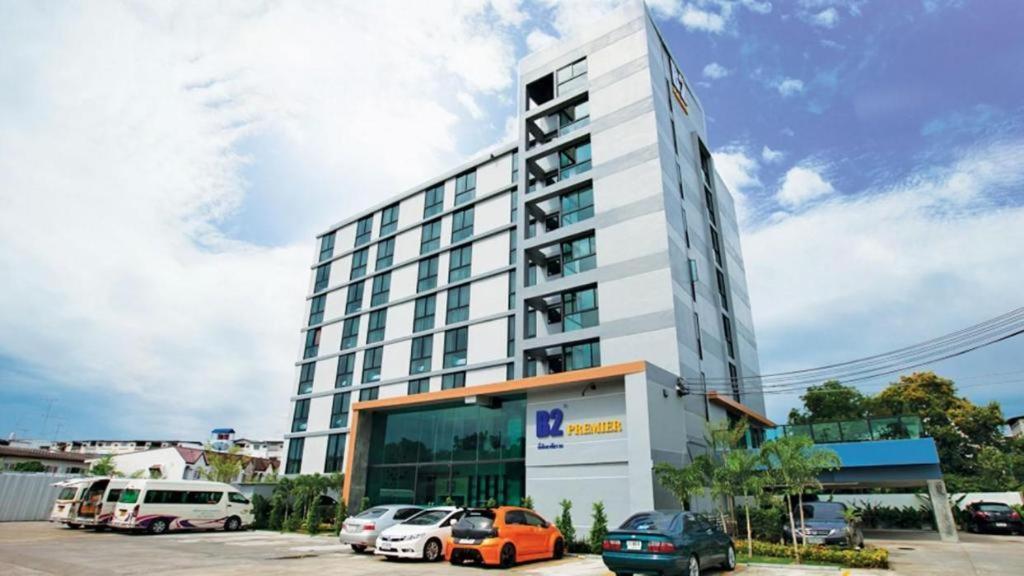 B2 South Pattaya Premier Hotel Exteriör bild